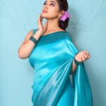 Priyanka Thimmesh Instagram - 💙✨ 📸by @chidu.ln_portraits MUA 💄 & hair by @makeupbypallavishetty @iampriyankaathimmesh #priyankathimmeshofficial #priyankathimmesh #bluesareelove
