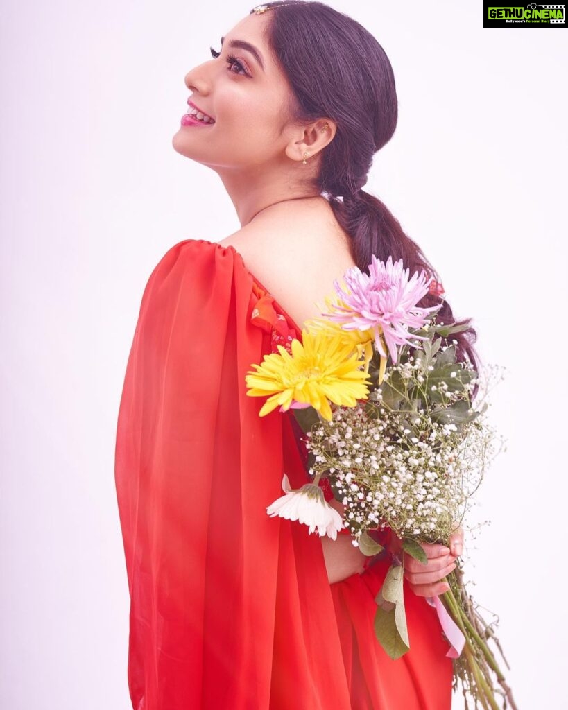 Priyanka Thimmesh Instagram - ❤️✨ Photography @bhagathmakka Credit #jehensaai Desginer by @lakshana_label Makeup & hair @iglambeautystudiochennai @iampriyankaathimmesh #priyankathimmeshofficial #priyankathimmesh