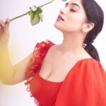 Priyanka Thimmesh Instagram - ❤️✨ Photography @bhagathmakka Credit #jehensaai Desginer by @lakshana_label Makeup & hair @iglambeautystudiochennai @iampriyankaathimmesh #priyankathimmeshofficial #priyankathimmesh