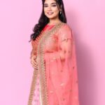 Priyanka Thimmesh Instagram - 💗✨ 📸by @chidu.ln_portraits MUA 💄 & hair by @makeupbypallavishetty @iampriyankaathimmesh #priyankathimmeshofficial #priyankathimmesh #pink-love