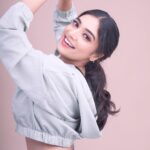 Priyanka Thimmesh Instagram - ❤️✨ Photography @bhagathmakka Credit #jehensaai Makeup & hair @iglambeautystudiochennai @iampriyankaathimmesh #priyankathimmeshofficial #priyankathimmesh
