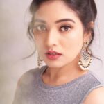 Priyanka Thimmesh Instagram - Smile, it’s free therapy😀✨ Photography @bhagathmakka Credit #jehensaai Desginer by @lakshana_label Makeup & hair @iglambeautystudiochennai @iampriyankaathimmesh #priyankathimmeshofficial #priyankathimmesh #lovelife #smileon #beliveinyourself