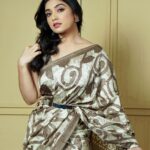 Priyanka Thimmesh Instagram - ❤️✨ Photography @vkey21 @blackbox_mediacorp Costume @thoran_by_zayi Stylist @zohibzayi Make up @iglambeautystudiochennai Special thanks to @jesufeast_12 @ameerkbasheer @adam__zamar @iampriyankaathimmesh #priyankathimmeshofficial #priyankathimmesh Thanks for editing my photo Kiruu @rainbow_photography_official