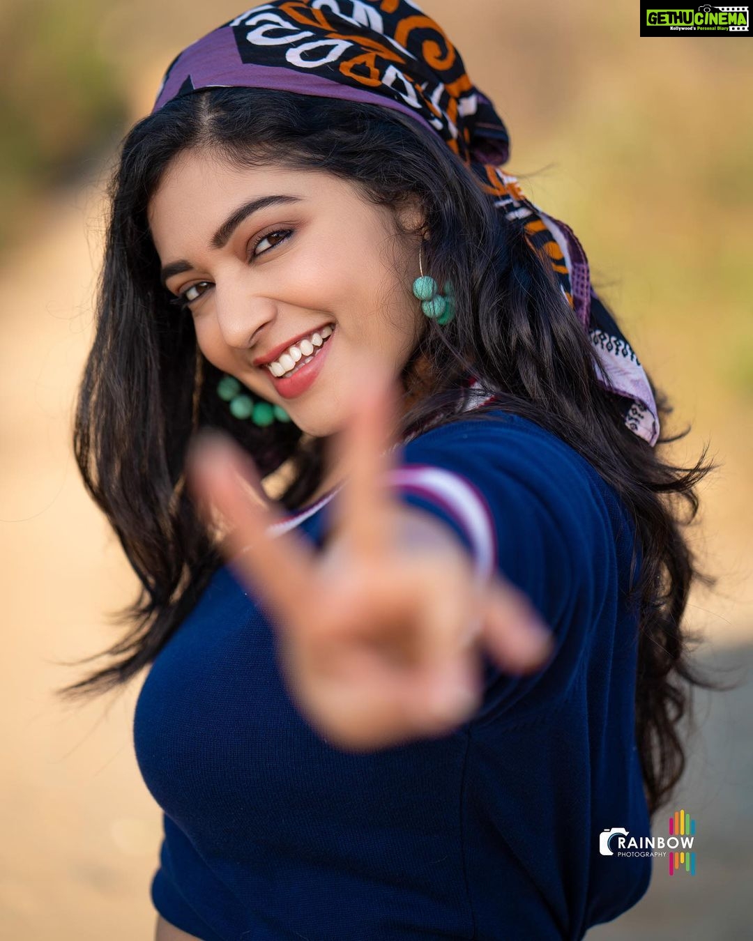 Priyanka Thimmesh Instagram - In a world full of trends.. I want to remain a classic🥰❤️✨ 📸😍 @rainbow_photography_official @iampriyankaathimmesh #priyankathimmeshofficial #priyankathimmesh #instagood #instagram #instadaily #instafashion