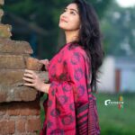 Priyanka Thimmesh Instagram – ✨

Happy morning 🥰
📸 by my fav one @rainbow_photography_official 
🥰🤍
#priyankathimmeshofficial #priyankathimmesh #sareelove #traditionalwear #happiness #smilemore #instagood #rainbowphotography #rainbowclick🌈