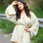 Priyanka Thimmesh Instagram – See Good In All Things..
Happiness will be with you❤️✨

Happy evening 🎊

 
📸: @rainbow_photography_official 🫶🏻🥰

#priyankathimmeshofficial #priyankathimmesh #iknowcutenessoverload 😉 #happiness #loveoflife 
💙💙💙💙💙