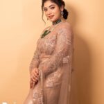Priyanka Thimmesh Instagram - ✨The easiest way to feel hot yet modest is to wear a saree!✨ MUA : @makeupbydivyanagaraj You did your make up so amazingly for me divya❤️ Outfit : @label_divya_samal 🫶🏻👌🏻👌🏻 Clicked by : @chidu.ln_portraits 🫶🏻✨ #priyankathimmeshofficial #priyankathimmesh #sareelove #lovelife #instalove
