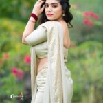 Priyanka Thimmesh Instagram - 💥💝💥💥💝💝💝 ಎಲ್ಲರಿಗೂ ದೀಪಾವಳಿ ಹಬ್ಬದ ಶುಭಾಶಯಗಳು …✨ @rainbow_photography_official all time fav🤩 my buddy …Thanks Kiru for clicking all my photos so beautifully ..😍🤘 #priyankathimmeshofficial #pt