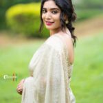 Priyanka Thimmesh Instagram - 💥💝💥💥💝💝💝 ಎಲ್ಲರಿಗೂ ದೀಪಾವಳಿ ಹಬ್ಬದ ಶುಭಾಶಯಗಳು …✨ @rainbow_photography_official all time fav🤩 my buddy …Thanks Kiru for clicking all my photos so beautifully ..😍🤘 #priyankathimmeshofficial #pt