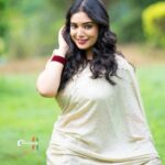 Priyanka Thimmesh Instagram - 💥💝💥💥💝💝💝 ಎಲ್ಲರಿಗೂ ದೀಪಾವಳಿ ಹಬ್ಬದ ಶುಭಾಶಯಗಳು …✨ @rainbow_photography_official all time fav🤩 my buddy …Thanks Kiru for clicking all my photos so beautifully ..😍🤘 #priyankathimmeshofficial #pt