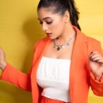Priyanka Thimmesh Instagram - Rise above the storm and you will find the sunshine..🧡🌸 #priyankathimmeshofficial @rainbow_photography_official @makeupstoriesbysumachikkegowda