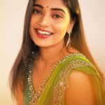 Priyanka Thimmesh Instagram - 💚✨ Photography @bhagathmakka Desginer by @lakshana_label Makeup & hair @iglambeautystudiochennai @iampriyankaathimmesh #priyankathimmeshofficial #priyankathimmesh #greenlove