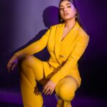 Priyanka Thimmesh Instagram - 💛💛💛 Photographer : @chidu.ln_portraits Mua : @makeupbydivyanagaraj Hairstyle : @makeupbyarchu Outfit : @pixie_yard_closet @pixie_yard_couture_studio Jewels : @dnjewelleryhouse #priyankathimmeshofficial #priyankathimmesh #instaphoto #instabeauty #instagood #instagram #selflove #happymood #shootmoodon📷✨✨✌🏻️