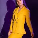 Priyanka Thimmesh Instagram - 💛💛💛 Photographer : @chidu.ln_portraits Mua : @makeupbydivyanagaraj Hairstyle : @makeupbyarchu Outfit : @pixie_yard_closet @pixie_yard_couture_studio Jewels : @dnjewelleryhouse #priyankathimmeshofficial #priyankathimmesh #instaphoto #instabeauty #instagood #instagram #selflove #happymood #shootmoodon📷✨✨✌🏻️