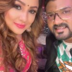 Priyanka Upendra Instagram - When a friendship spans over 15 years and is still going strong..you know that it’s one for LIfe and we did something right😀💖 happy happy birthday to my best friend, my neighbor and my dance partner !! Have a fabulous year with lots of success and happiness!!! We all love you loads💖✨🤗 @srujanlokesh let’s parrtayyyy🎉🍾🍾🥳 #happybirthday #srujanlokesh @nimmaupendra @pallavigurukiran @official_gurukiran @shilpoo @greeshmasruja @veryvinu #yaaron #friends #birthdaywishes