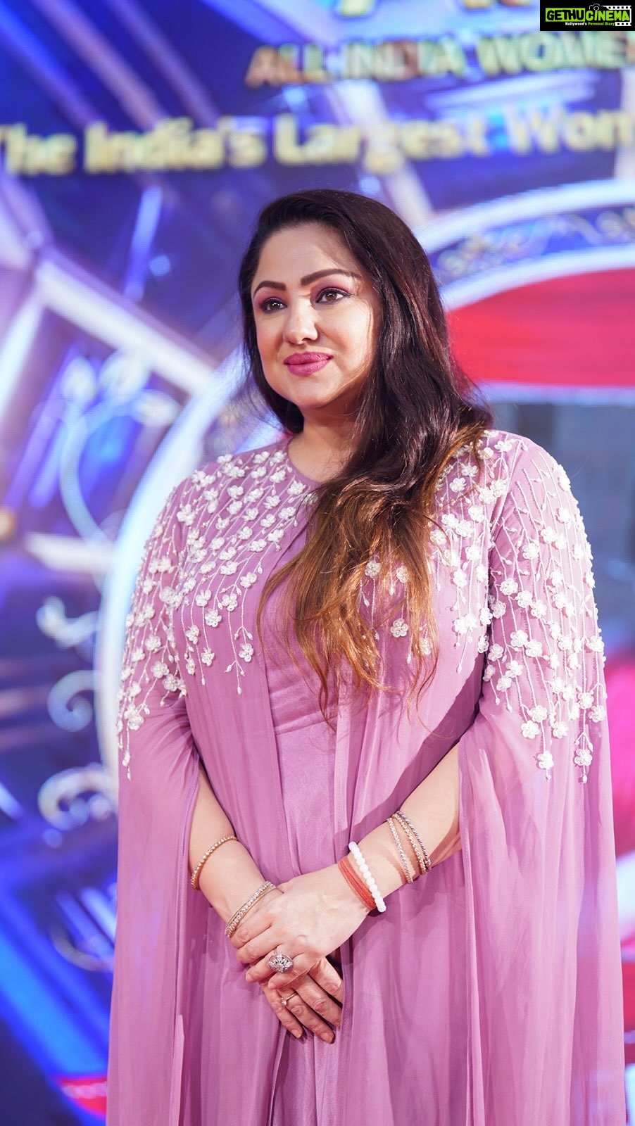 Priyanka Upendra Instagram - Thank you for this incredible honour “All India Women Achiever’s Awards 2023”It was indeed a heartwarming, insightful and inspiring evening! #twellmagazine #aiwaa
