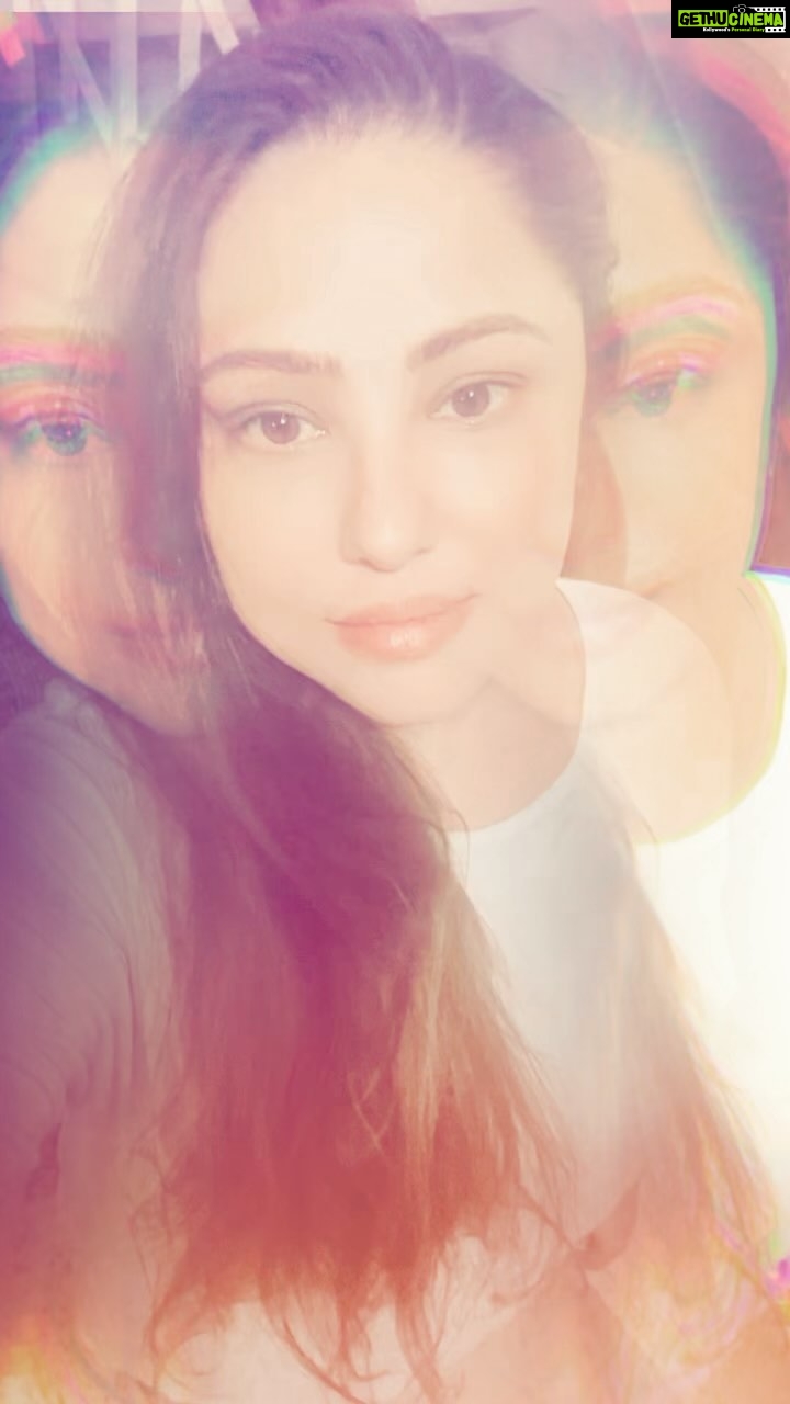 Priyanka Upendra Instagram - I’m feeling you. #prism #reflection #life #love