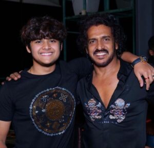 Priyanka Upendra Instagram - People ask me if you’re a better actor or director..I think the role you play best is as Papa !! Happy Fathers ‘ Day to you ! @nimmaupendra @aayushupendra