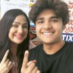 Priyanka Upendra Instagram – #vote #karnataka @aayushupendra