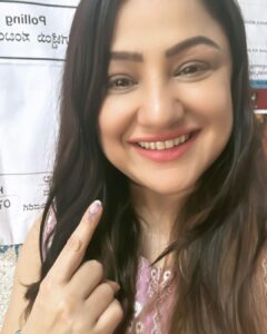 Priyanka Upendra Instagram - #vote #karnataka @aayushupendra