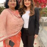 Priyanka Upendra Instagram – Happy birthday to you Ma!! May God bless you with good health, happiness, love , laughter and everything good!!! You are the best and we are so grateful for you💖💖💖 Love you the most!! @samiratrivedi