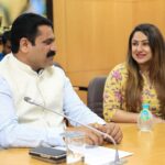 Priyanka Upendra Instagram - Happy to be associated with “Namoorashaale Namyellarashaale” A wonderful initiative started by Vistara News channel along with Bal Utsav..Coming together with the support of our honourable Education Minister Sri.Nagesh Sir..in an attempt to raise the standards and conditions of Government/ Public Schools in Karnataka. Forty six percent of children in Karnataka study in Government Schools and it is imperative that we as citizens join hands with the Government in improving, enhancing, developing, and strengthening these schools. Education is a fundamental right for each and every child, and true Freedom comes only from that. Let’s all join hands in this important cause and make a difference in any way we can. Jai Hind. @vistaranews #publicschools #governmentschools #karnataka #education #children