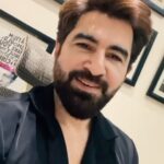 Priyanka Upendra Instagram - Thank you so much Jeet ..for always being such a good friend, human and Co-actor..in my 25 years and 50 films today..you are still my favourite..lots of love n power to you ! Thank you for the kind words 🤗♥️ @jeet30 #detectiveteekshana @munivc @gm_prasanna