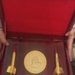 Priyanka Upendra Instagram – It was such an honour to receive “The Missile Man Award “from Padma Shri Mr.Jitendra Singh Shanti , Shaheed Bhagadh Singh Seva Dal New Delhi , whose relentless work I truly respect and admire 🙏🏻 thank you so much sir , and also to the organisers Akshayapatra Excellence Awards..🙏🏻