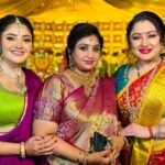 Priyanka Upendra Instagram - Wishing everyone a blessed and happy Navratri 🙏🏻 @thereallathajaiprakash
