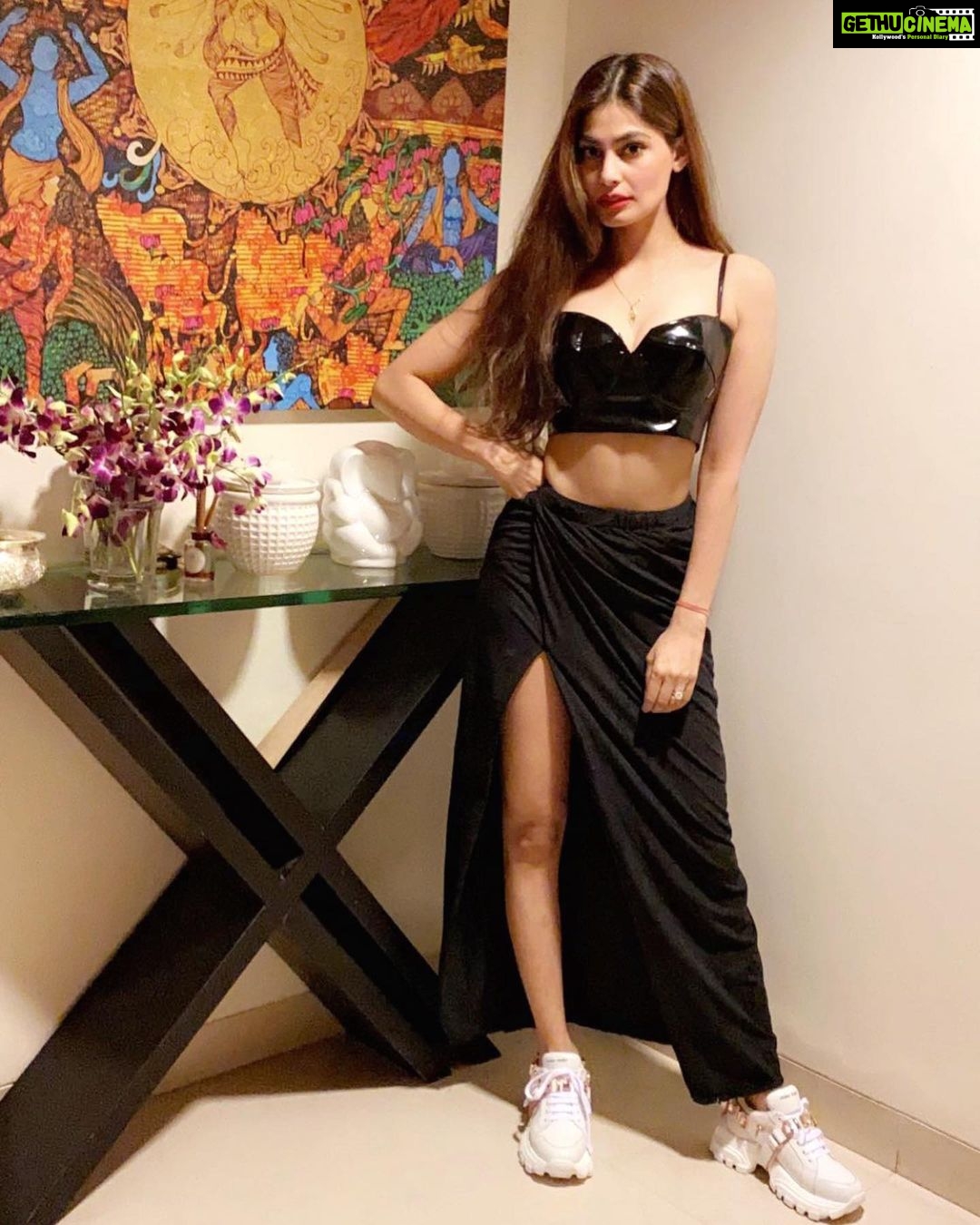 Puja Gupta Instagram - “Wakanda forever “🐈⬛🪶 Mumbai, Maharashtra