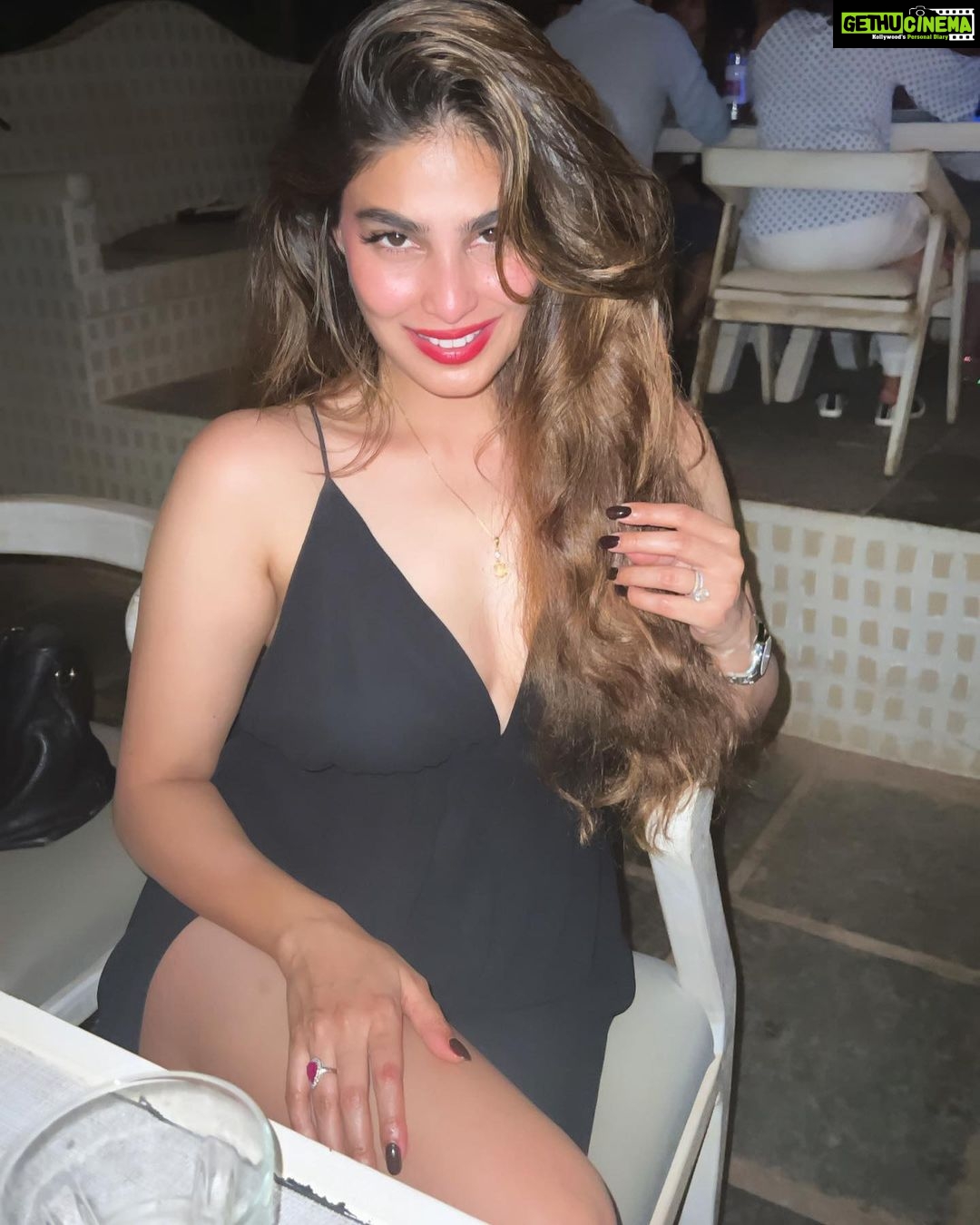 Puja Gupta Instagram - U know life , It happens … PGT Assagao, Goa, India