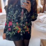 Puja Gupta Instagram - Today’s outfit by my mil 👗 Nina Talukdar Xoxo Gulmarg