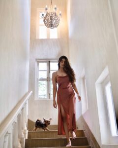 Puja Gupta Instagram - “ Home is not a place it’s a feeling “

1 , 2 or 3 ??? Tell me ur fav pic and why and I will reply to u all xoxo