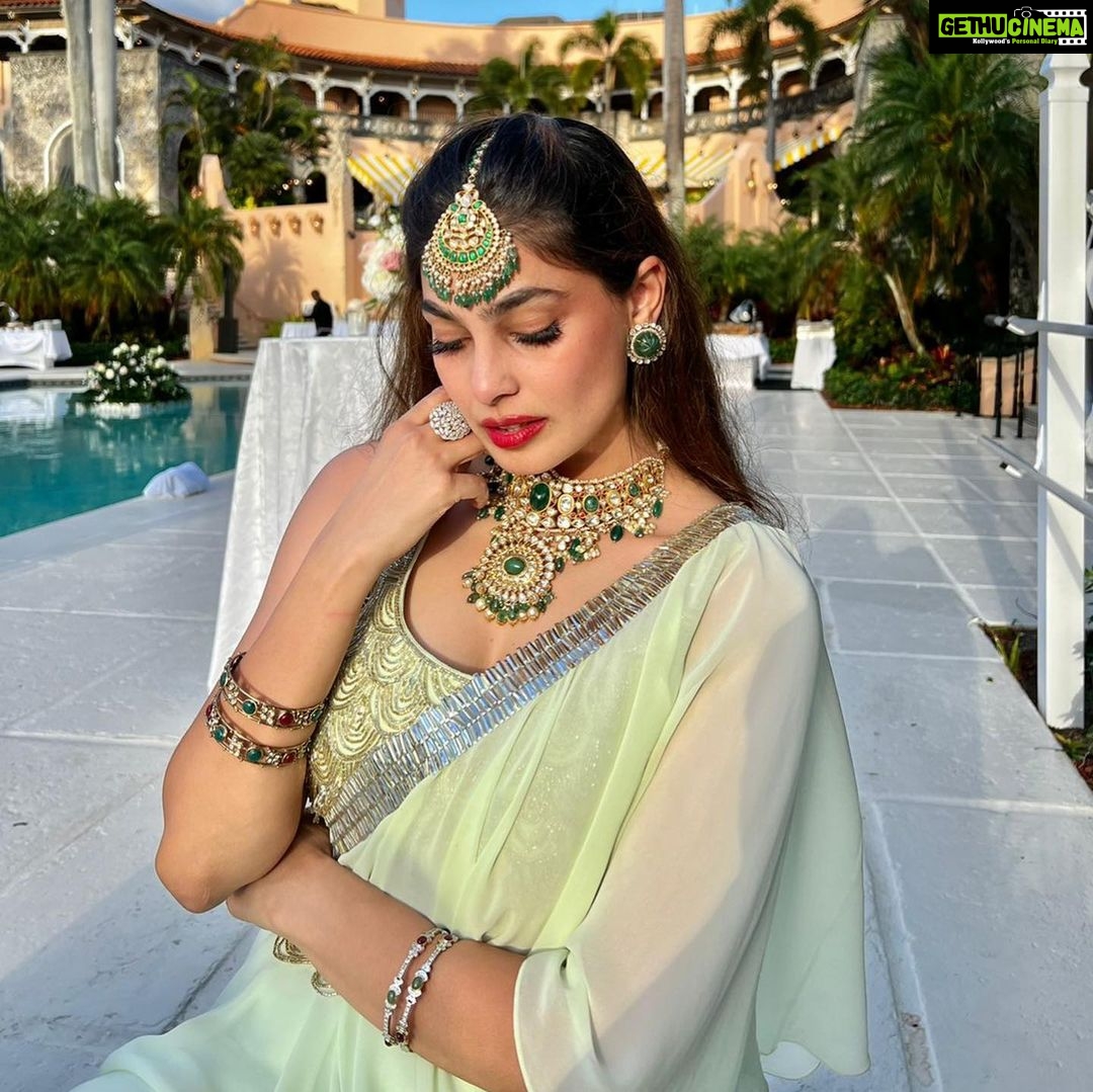 Puja Gupta Instagram - Looking gorgeous as always @iampujagupta x @golecha_jewels . . A timeless symbol of elegance and luxury, this uncut diamond Necklace studded with uncut diamonds and Shiny emeralds is a complete medley of class and royalty. . Uncut diamonds with emerald studs and maangtikka to have a complete bridal look for your auspicious day … . #golecha’sjewels #russian #necklace #earrings #victorian #vibrant #diamonds #emeralds #luxury #diamond #necklace #earrings #maangtikka #bridal #jewels #golechasjewels #golechas #luxury California, USA