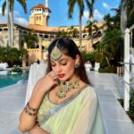 Puja Gupta Instagram - 👗 @riddhimajithiaofficial 💎 @golecha_jewels Mar-a-Lago