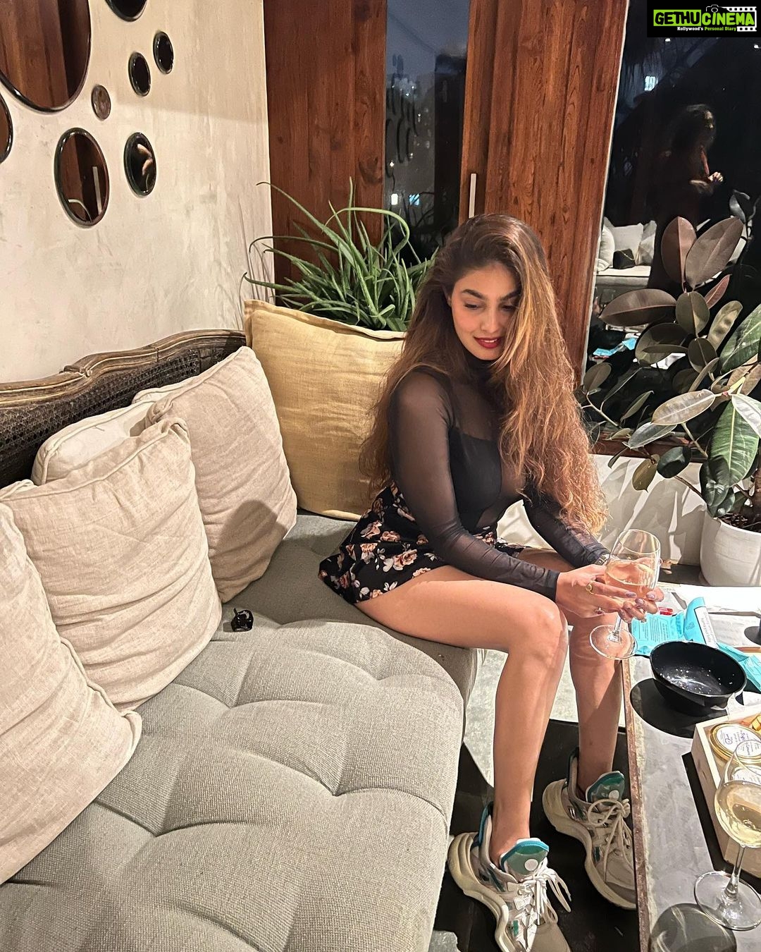 Puja Gupta Instagram - What do angry mice eat at Christmas? Cross Mouse Puddings… 🐹 Mumbai, Maharashtra