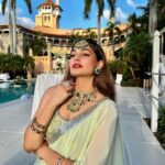 Puja Gupta Instagram - 👗 @riddhimajithiaofficial 💎 @golecha_jewels Mar-a-Lago