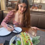 Puja Gupta Instagram - Loved my indulgent stay at Conrad Pune.. from trying my hand at making sushi and Thai martinis, to savouring a strawberry themed high tea, a delicious asian lunch and Italian dinner at their all new rooftop restaurant Al Di La… and for once …sleeping in late …. it’s been a fun, decadent getaway! Definitely recommending this beautiful property for visits to Pune! @conradpune @criessepr