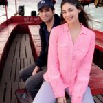 Puja Gupta Instagram - I must have done some good in life to have u as my partner - thank you for being mine . Happy 2nd anniversary @varun_talukdar ♥️ Ananda