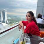 Puja Gupta Instagram - Singapore Bound 🦦 LeVeL33 Craft-Brewery Restaurant & Lounge
