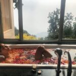 Puja Gupta Instagram - Hello weekend - I missed u 🛀