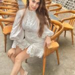 Puja Gupta Instagram - Everybody has a little bit of the sun and moon in them. ... 🌝 Mumbai, Maharashtra