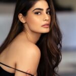 Puja Gupta Instagram - She is a queen Her soul is royalty 👑