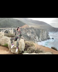 Puja Gupta Instagram - With every drop of water you drink , every breath you take ur connected to the sea . 
No matter where on earth u live most of  the oxygen in atmosphere is generated by the sea 🌊 

Mother earth only gives and it heals all it needs is nurturing - we all gotta give back take care of one common thing we all have Mother Earth 
#earthdayeveryday 🌎