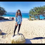 Puja Gupta Instagram - With every drop of water you drink , every breath you take ur connected to the sea . No matter where on earth u live most of the oxygen in atmosphere is generated by the sea 🌊 Mother earth only gives and it heals all it needs is nurturing - we all gotta give back take care of one common thing we all have Mother Earth #earthdayeveryday 🌎 Planet Earth