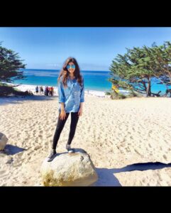 Puja Gupta Instagram - With every drop of water you drink , every breath you take ur connected to the sea . 
No matter where on earth u live most of  the oxygen in atmosphere is generated by the sea 🌊 

Mother earth only gives and it heals all it needs is nurturing - we all gotta give back take care of one common thing we all have Mother Earth 
#earthdayeveryday 🌎