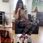 Puja Gupta Instagram - Mumbai winter dressup ( I wore 🧦) Oh it’s cold so cold outside 🥶