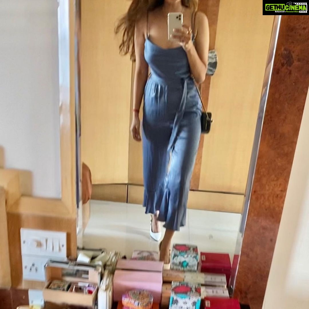 Puja Gupta Instagram - Let’s play dress up 💅🏻