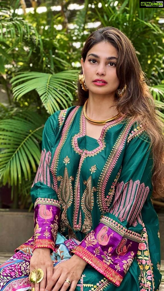 Puja Gupta Instagram - Just another day, dressed the Indian way 🥻