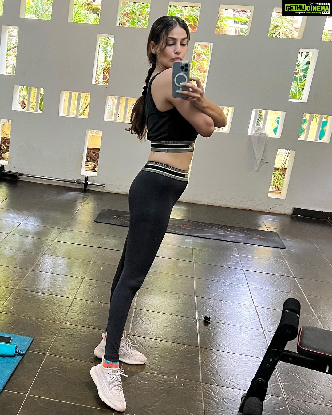 Puja Gupta Instagram - βThe groundwork for all happiness is good health.β πͺπΌπ«΅π»π€πΌ Assagao, Goa, India